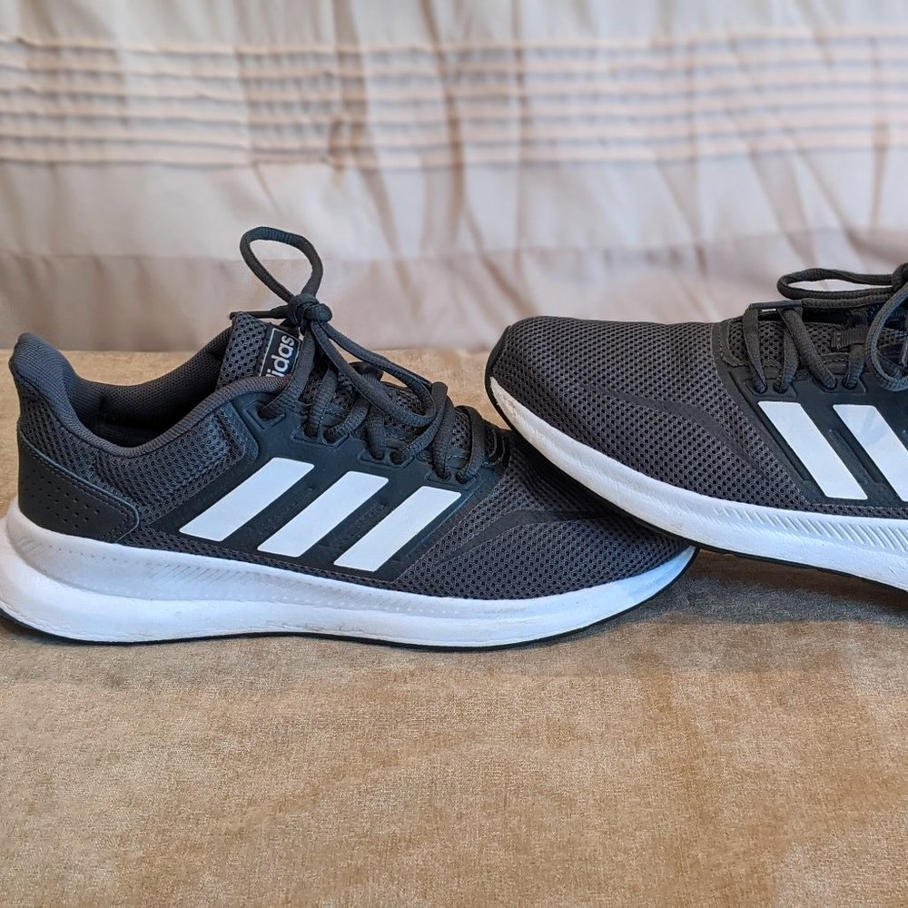 Adidas Men's Shoes 7.5